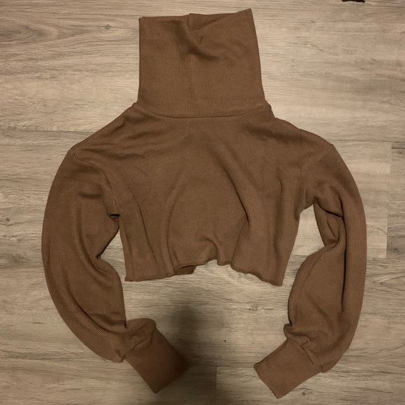 Princess Polly Sweater - Picture 3 of 3